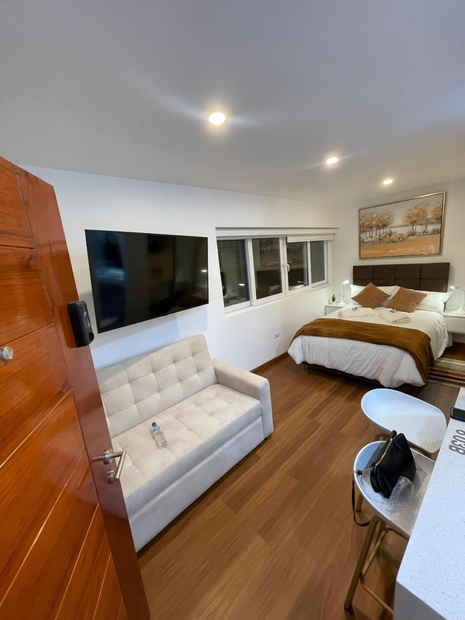Apartamento Av Arequipa 603b
